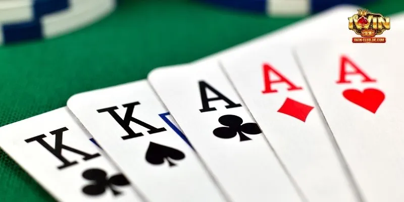 Nhóm bài đặc biệt thường tạo bước ngoặt lớn trong cục diện ván